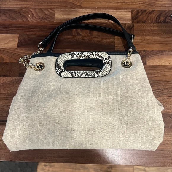 JustFab handbag in GUC - Picture 1 of 6